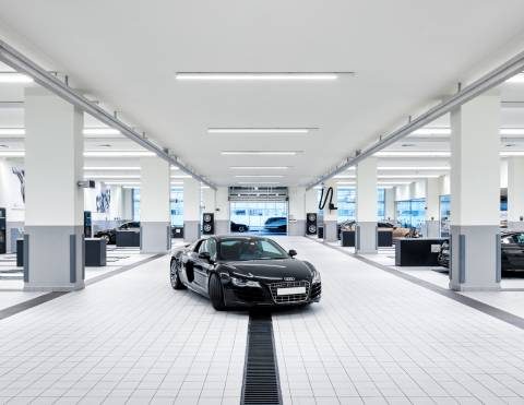 LUX 46 LAUNCHES NEW AUTO SERVICE EXPERIENCE IN DUBAI
