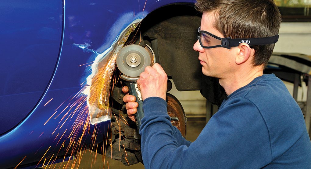 BODY SHOP OFFER, FREE REPAIR EVALUATION